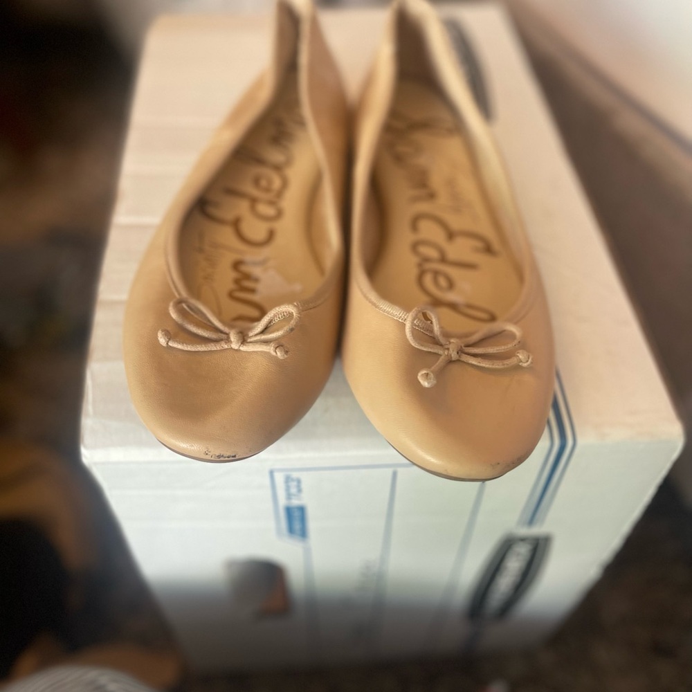 Sam Edelman Tan Ballet Flats Classic Design